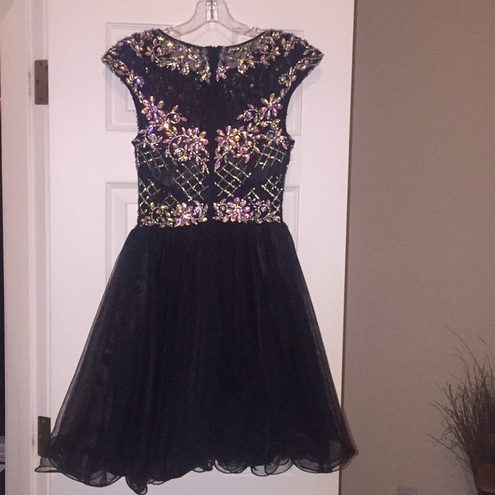 Prom/Formal Dress - Picture 2 of 4